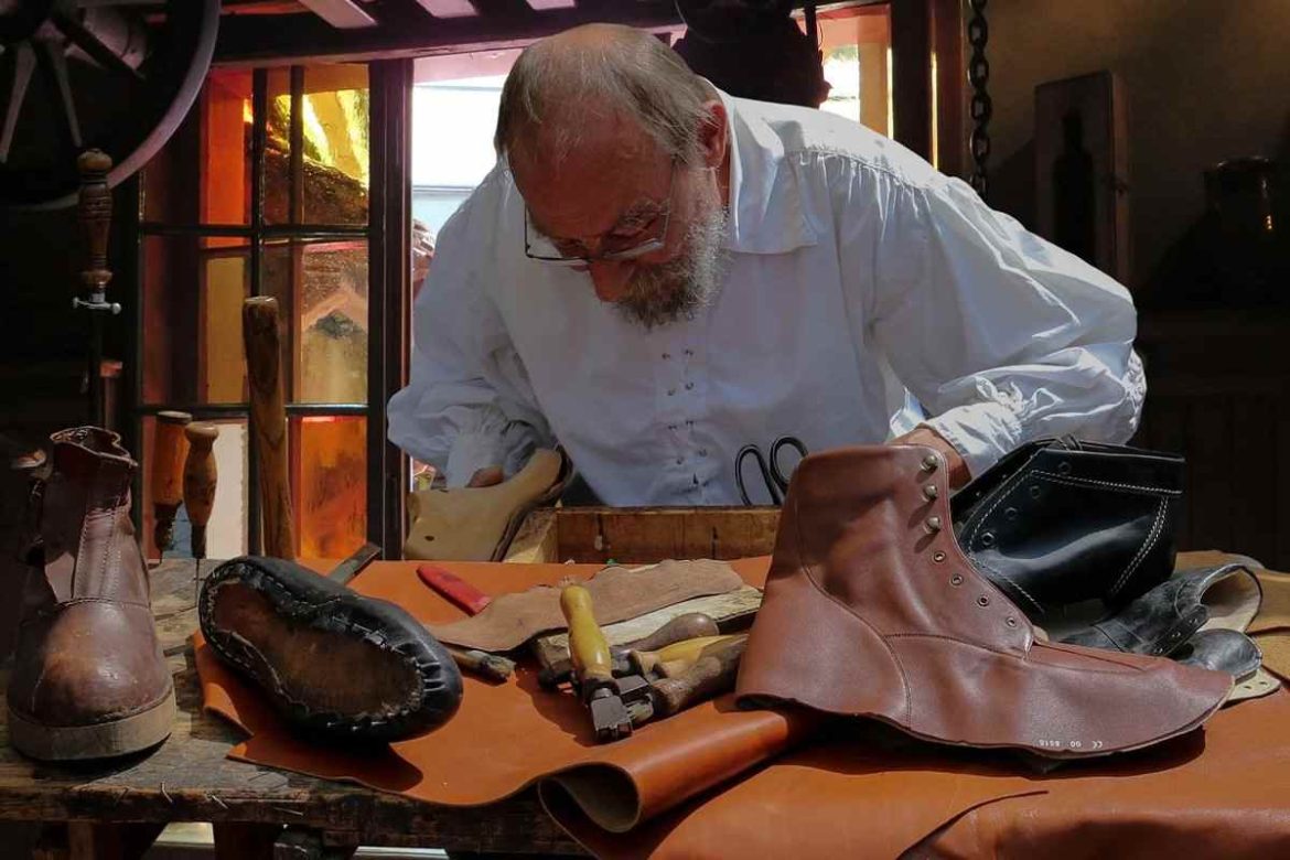 Types of leather for shoe making