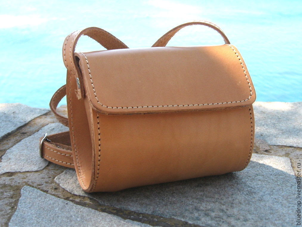 Leather Bags Manufacturers