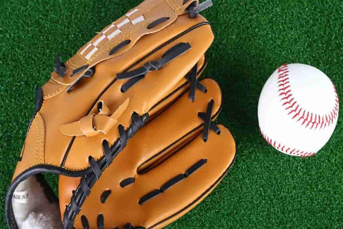 cowhide leather baseball gloves