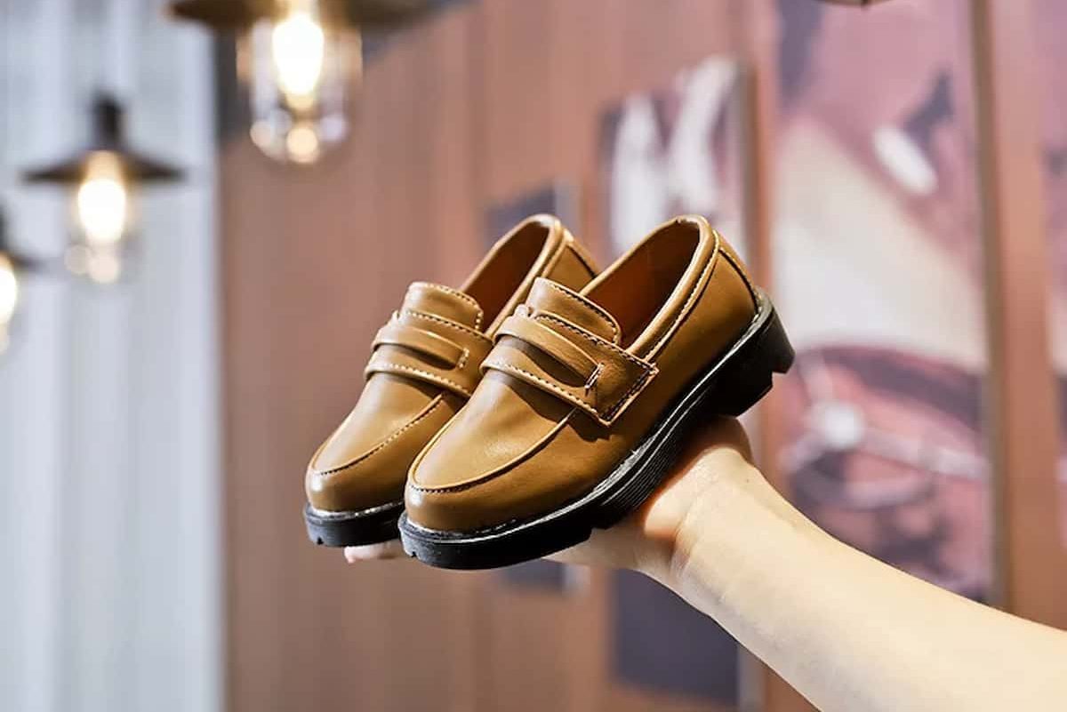  Children leather shoes