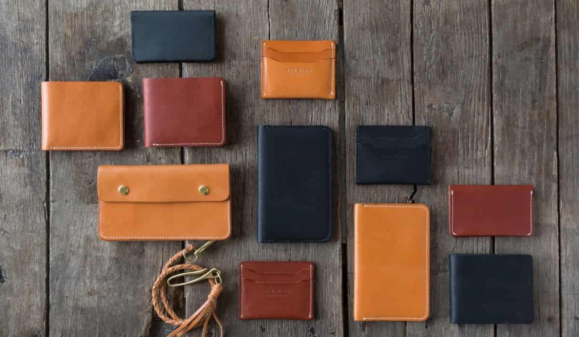 Leather goods for men buying